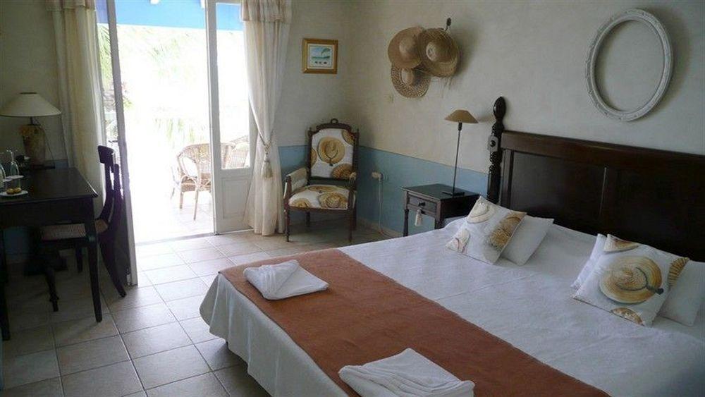 Hotel Amaudo Saint-Francois  Eksteriør billede