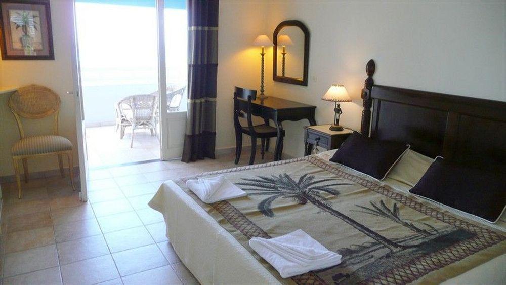 Hotel Amaudo Saint-Francois  Eksteriør billede